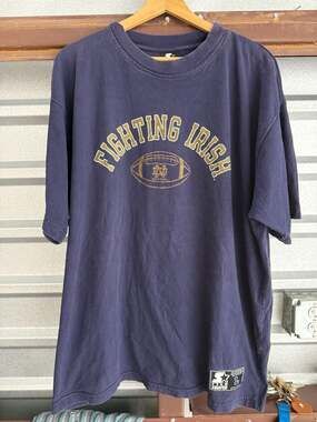 Team Starter Notre Dame Fighting Irish Football T-Shirt, Size L